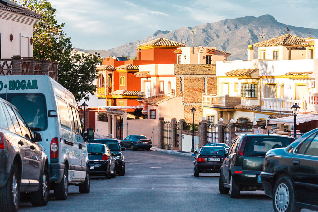 Sechi Aparthotel Marbella - Self Service, With Parking Estepona Exterior foto